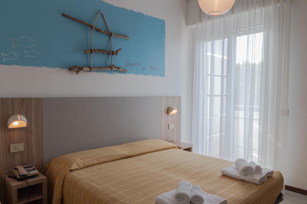 Hotel Astrid Cervia Zewnętrze zdjęcie