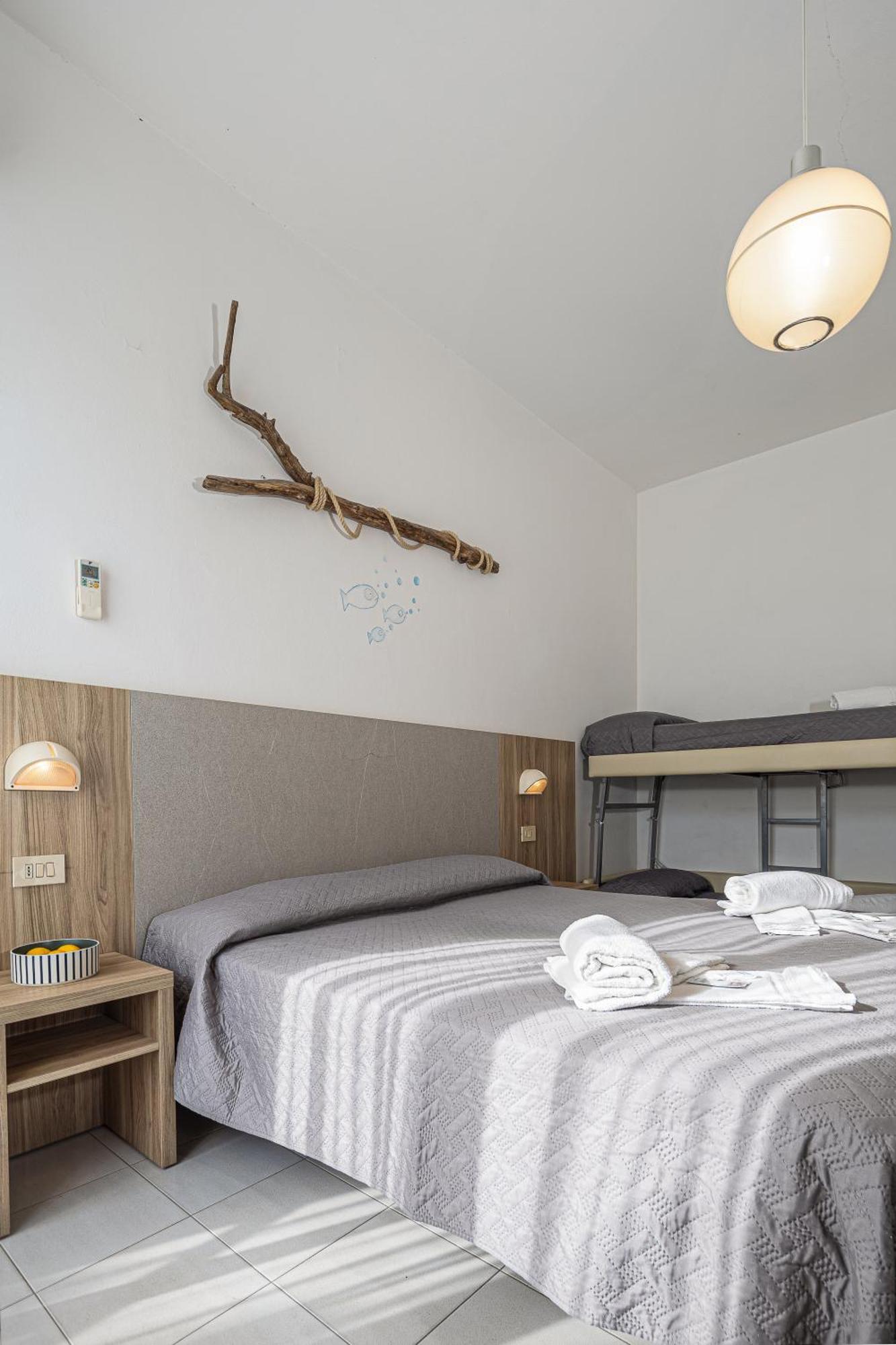 Hotel Astrid Cervia Zewnętrze zdjęcie