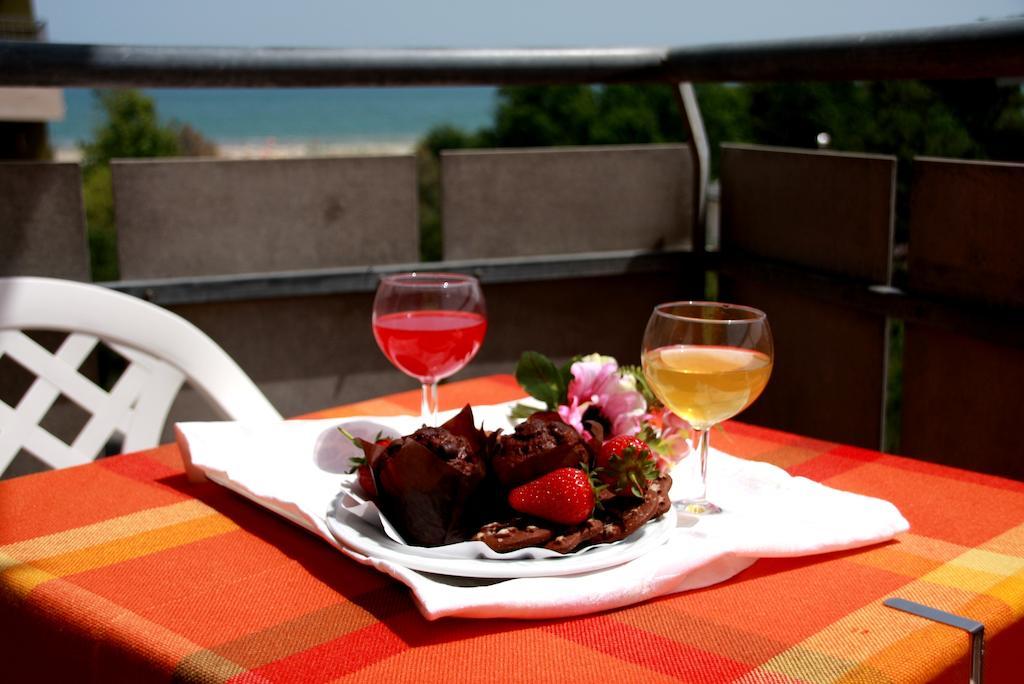 Hotel Astrid Cervia Zewnętrze zdjęcie